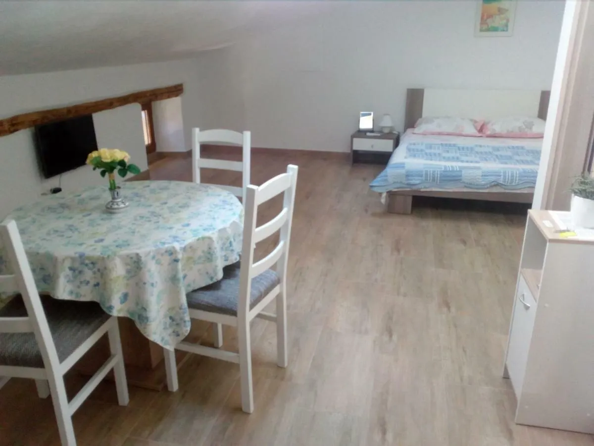 Apartment Elena Bale 0*,