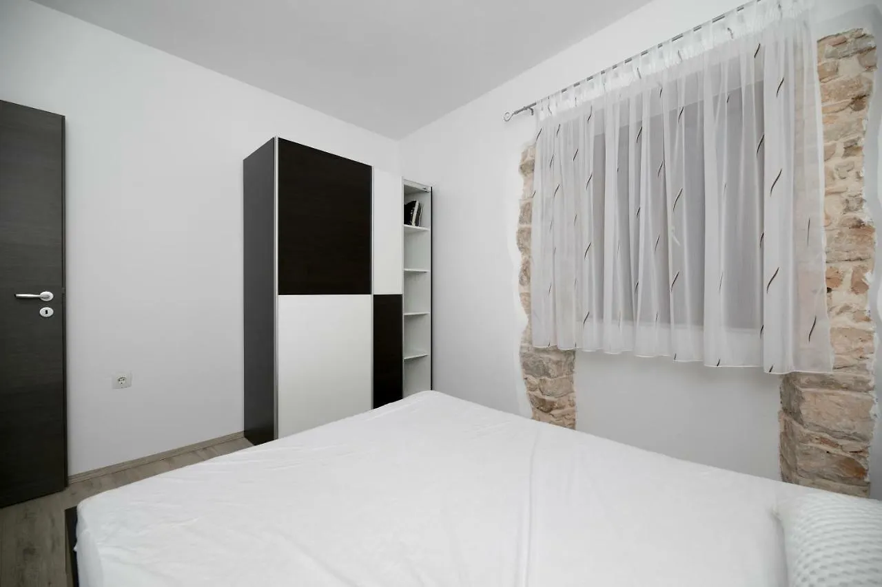 Apartment Elena Bale