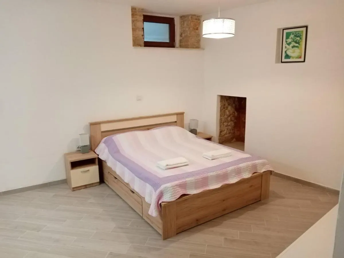 Apartment Elena Bale