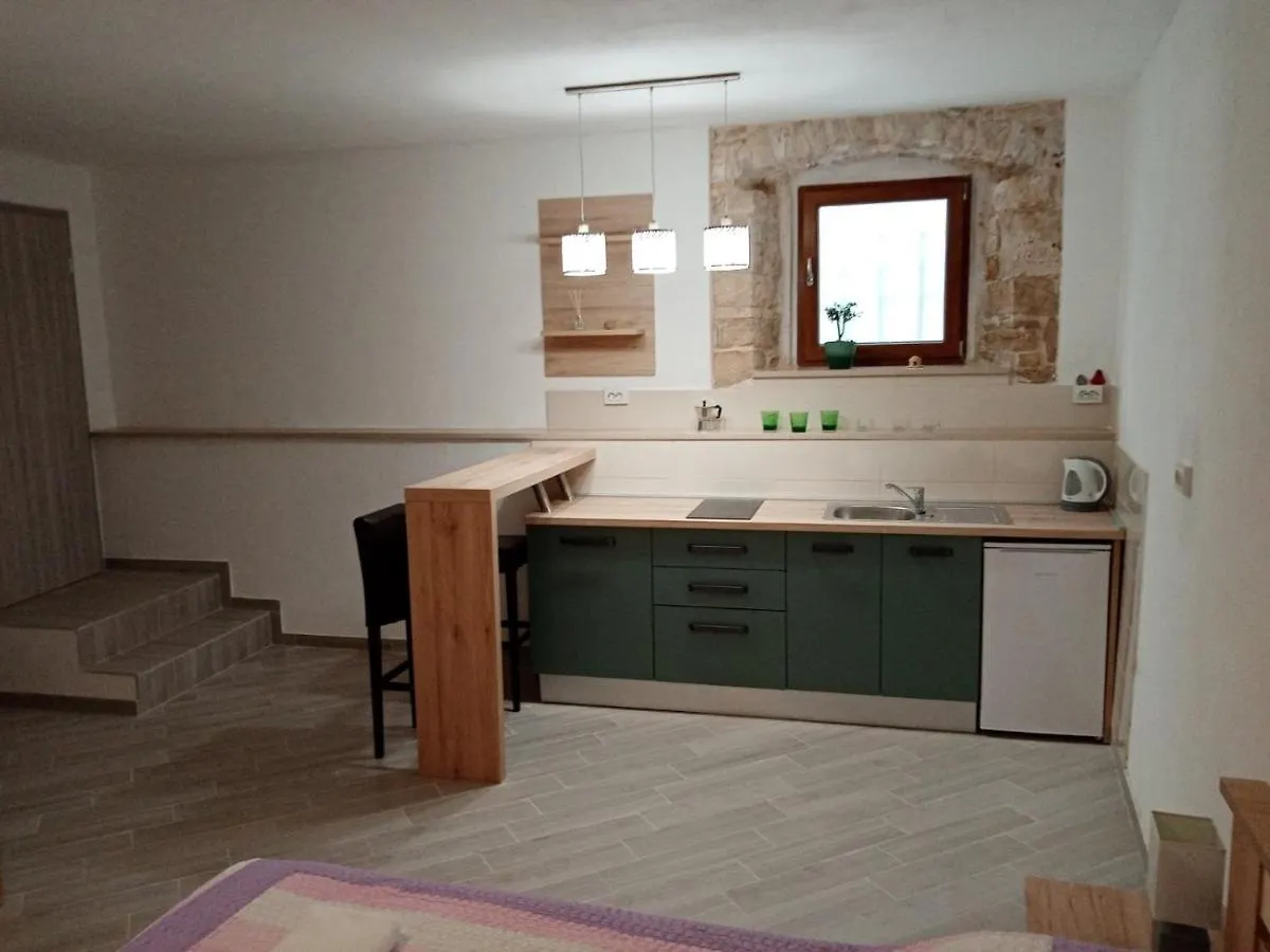 Apartment Elena Bale