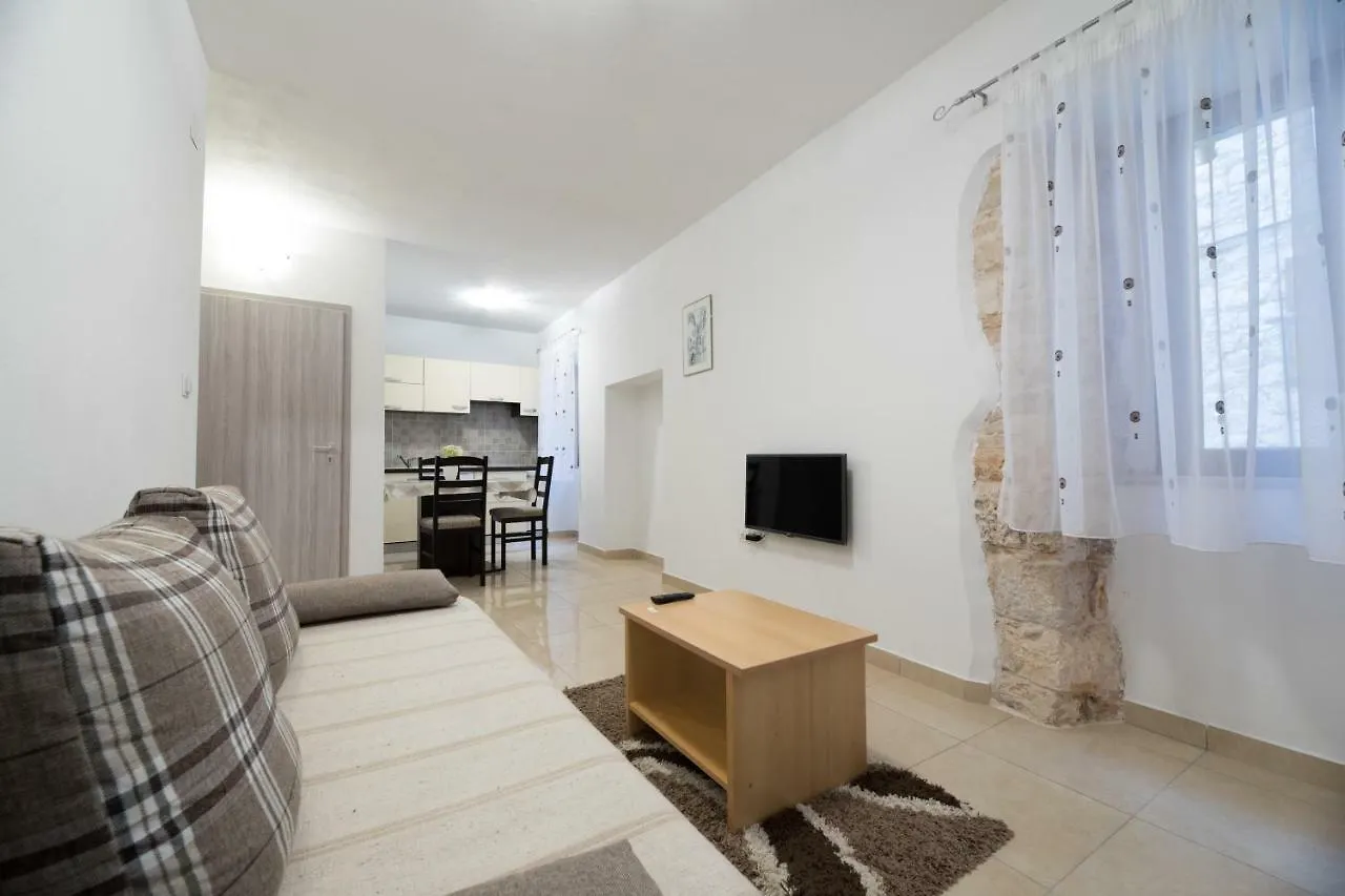 Apartment Elena Bale