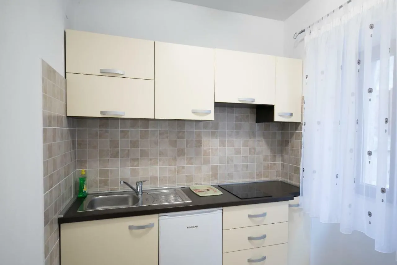 Apartment Elena Bale